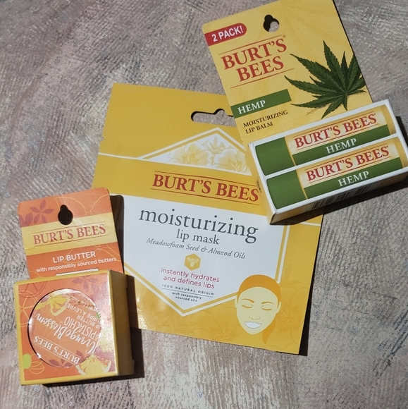Burt's Bees Lip Care Bundle (P1/P2) - Picture 1 of 1